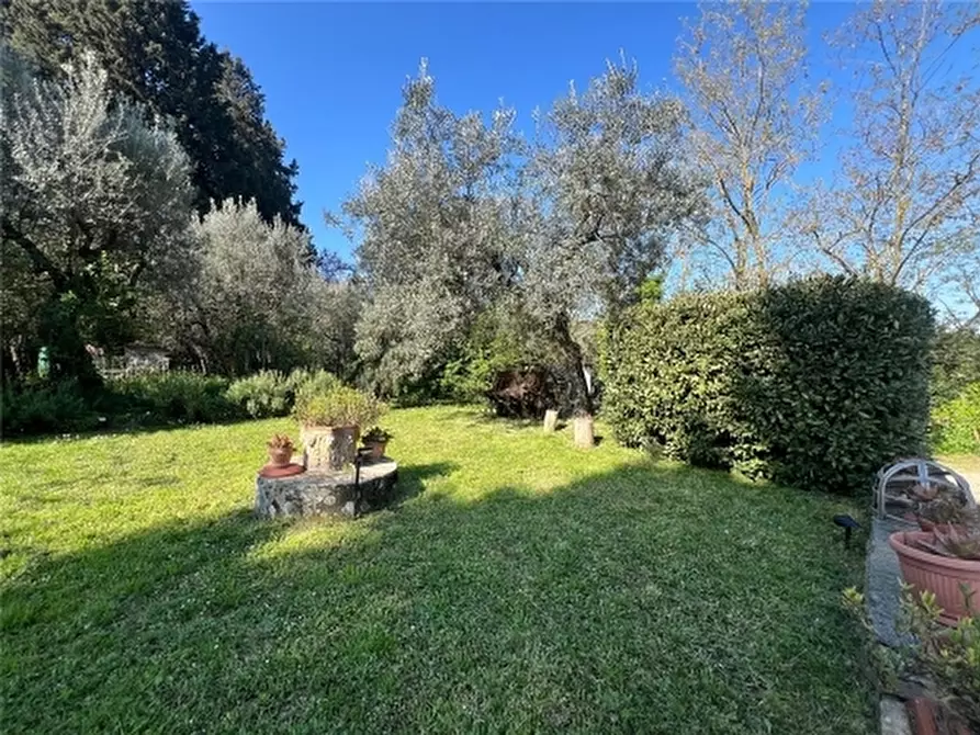 Immagine 5 di Rustico / casale in vendita  a Scandicci