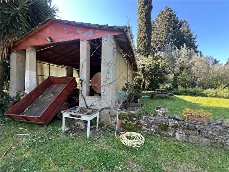 Immagine 7 di Rustico / casale in vendita  a Scandicci