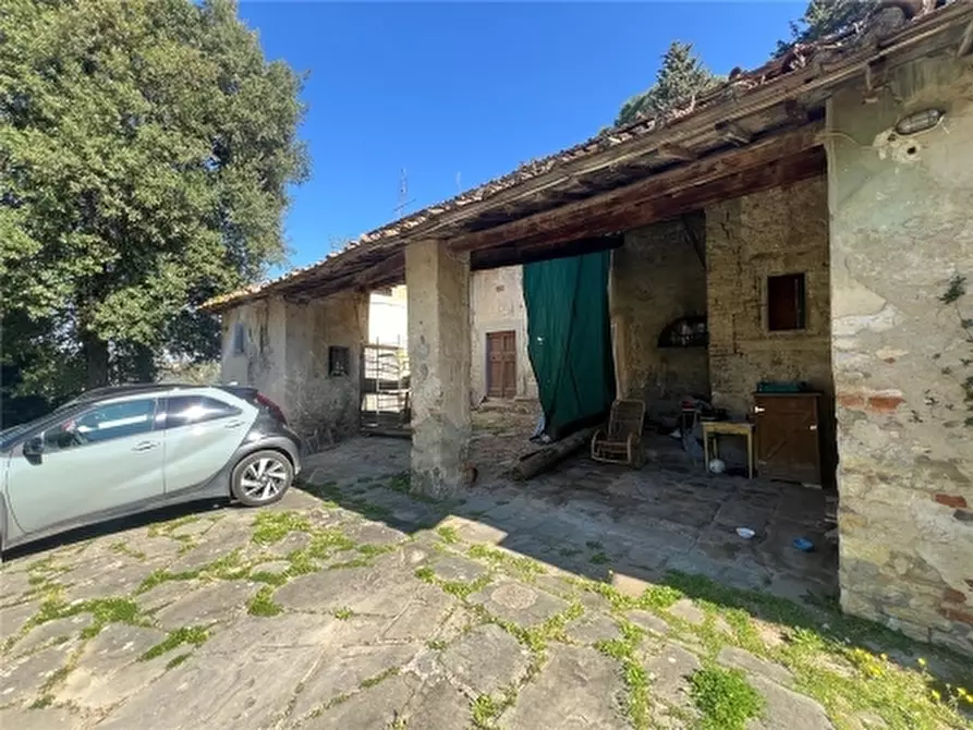 Immagine 10 di Rustico / casale in vendita  a Scandicci