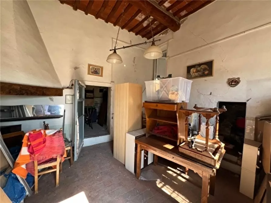 Immagine 14 di Rustico / casale in vendita  a Scandicci