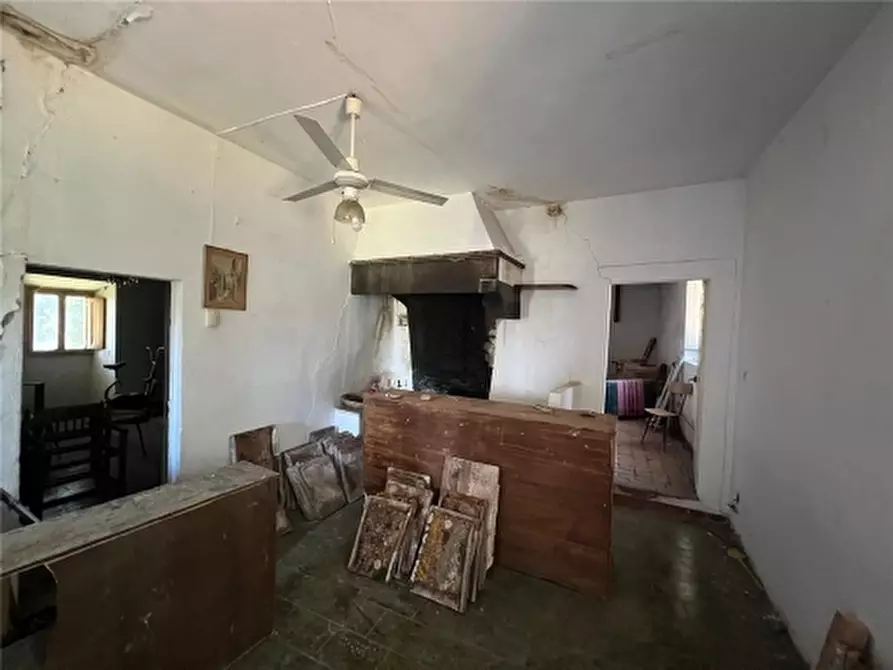 Immagine 20 di Rustico / casale in vendita  a Scandicci