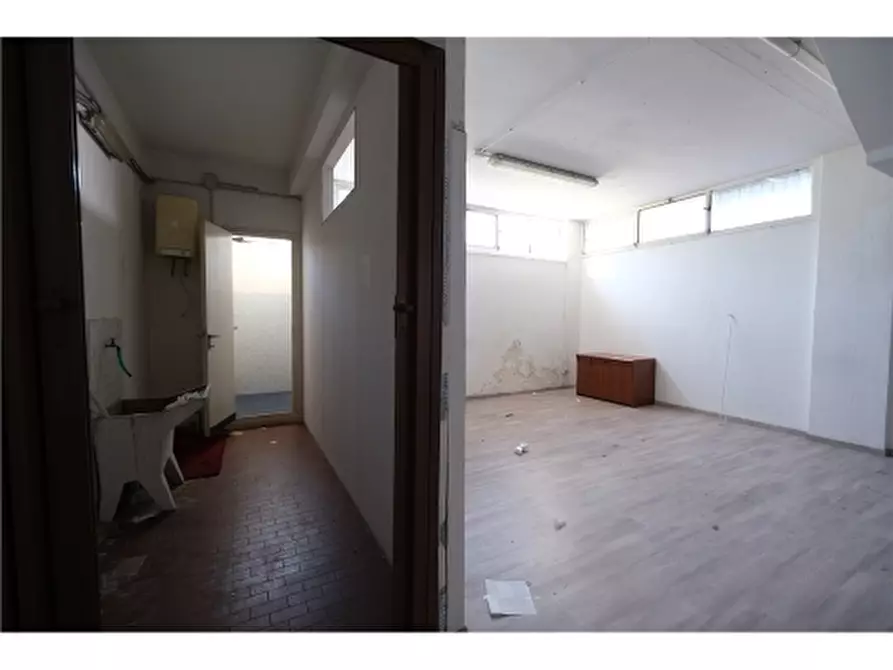 Immagine 11 di Negozio in affitto  a Firenze