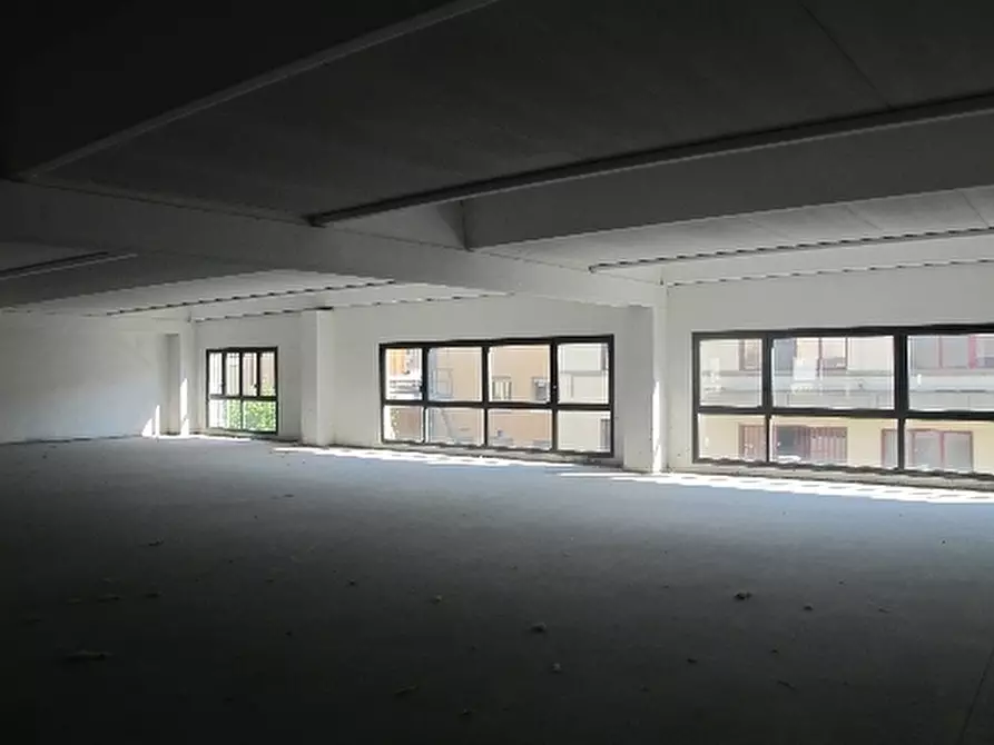 Immagine 6 di Magazzino in affitto  a Pontassieve