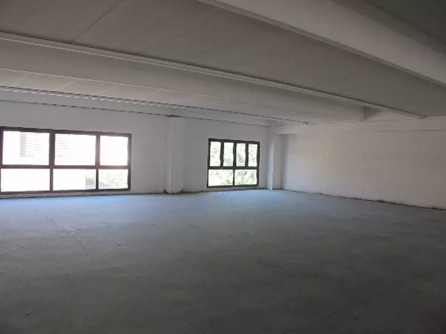 Immagine 7 di Magazzino in affitto  a Pontassieve