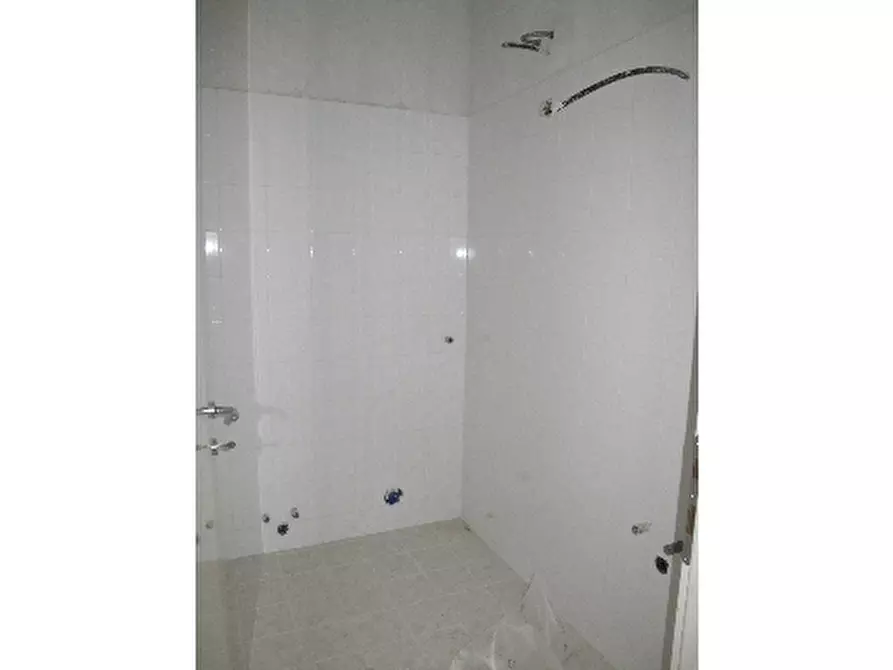 Immagine 12 di Magazzino in affitto  a Pontassieve