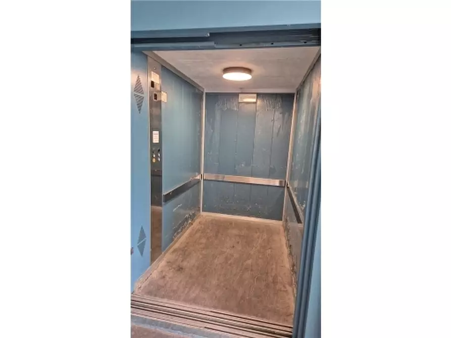 Immagine 22 di Magazzino in affitto  a Pontassieve