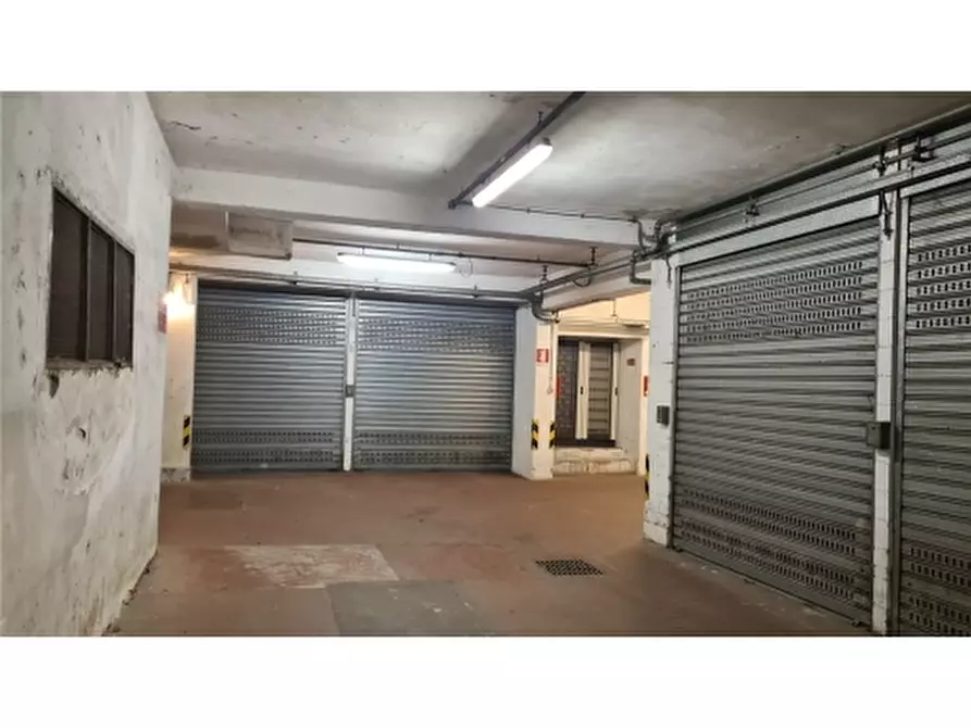 Immagine 4 di Appartamento in affitto  a Scandicci