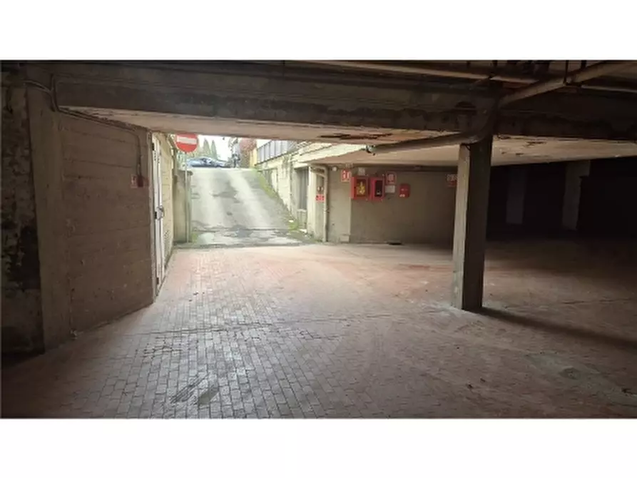 Immagine 4 di Appartamento in affitto  a Scandicci