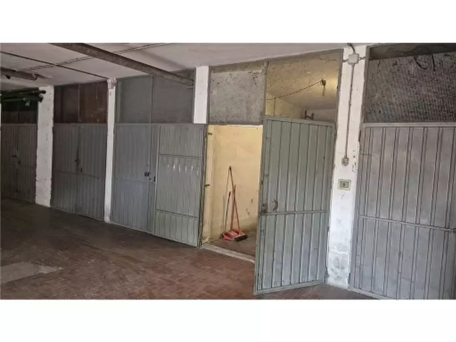 Immagine 5 di Appartamento in affitto  a Scandicci