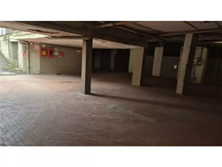 Immagine 7 di Appartamento in affitto  a Scandicci