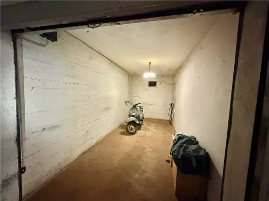 Immagine 1 di Appartamento in vendita  a Scandicci