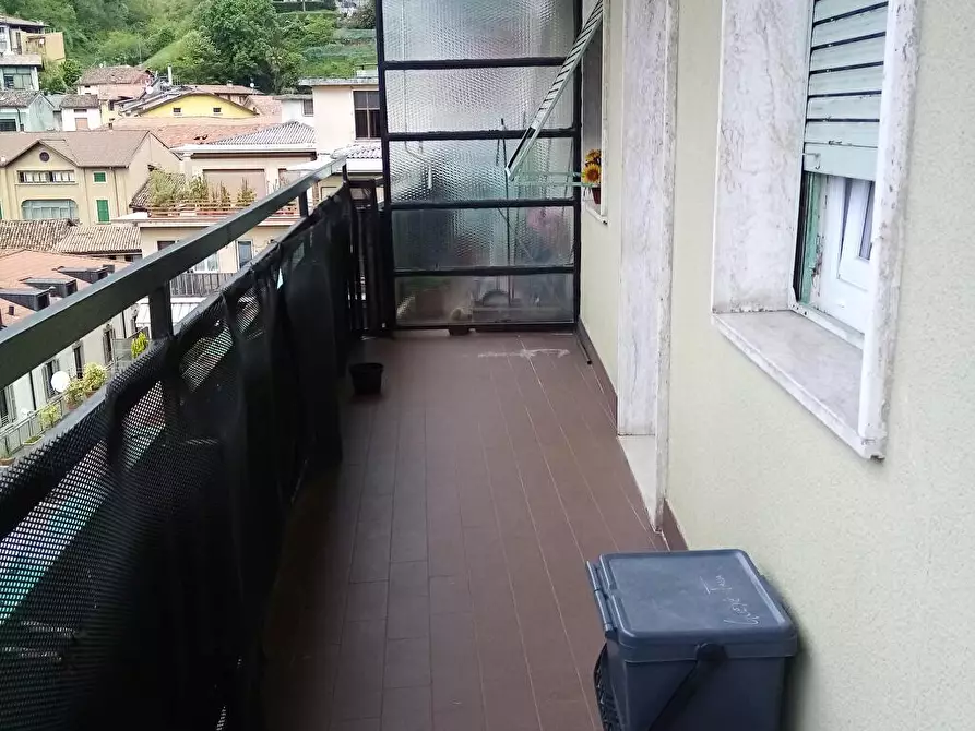 Immagine 5 di Appartamento in affitto  a Gazzaniga