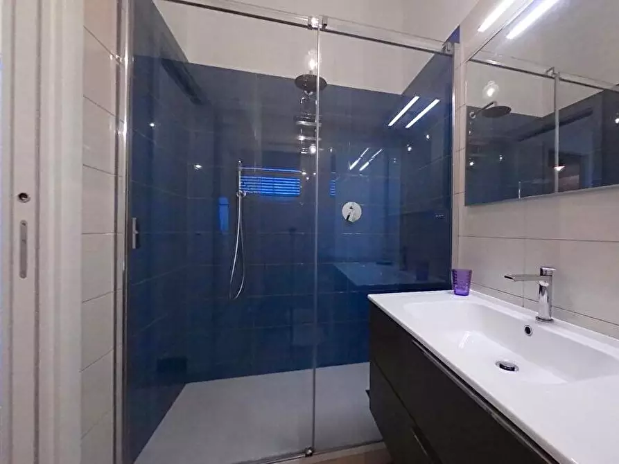 Immagine 13 di Appartamento in vendita  a Lavagna