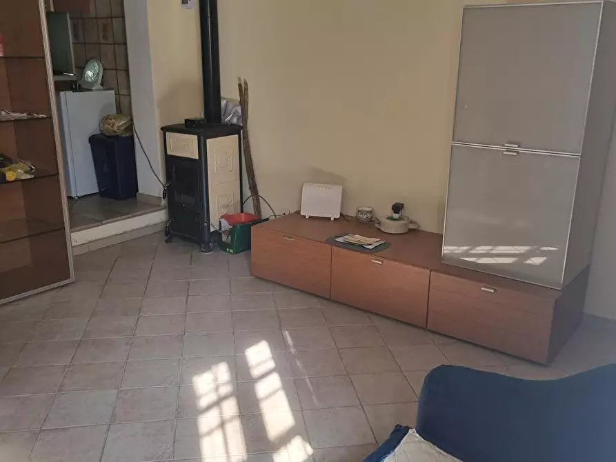 Immagine 4 di Camera in affitto  a Pescaglia