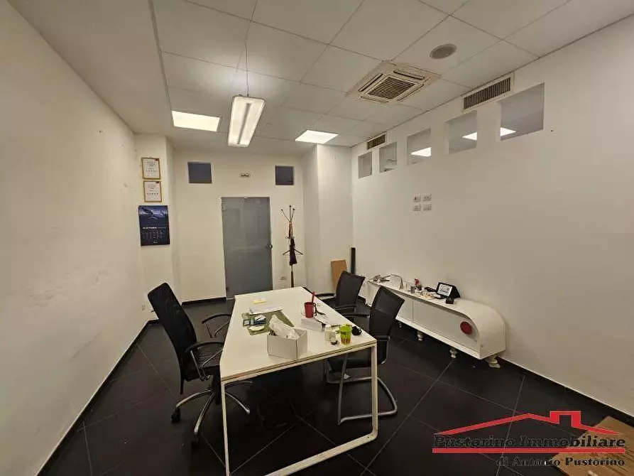 Immagine 9 di Negozio in affitto  in Via Vecchia Pentimele  a Reggio Di Calabria