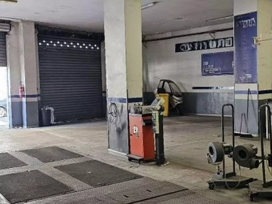 Immagine 5 di Laboratorio in affitto  in Via Vecchia Pentimele 00 a Reggio Di Calabria