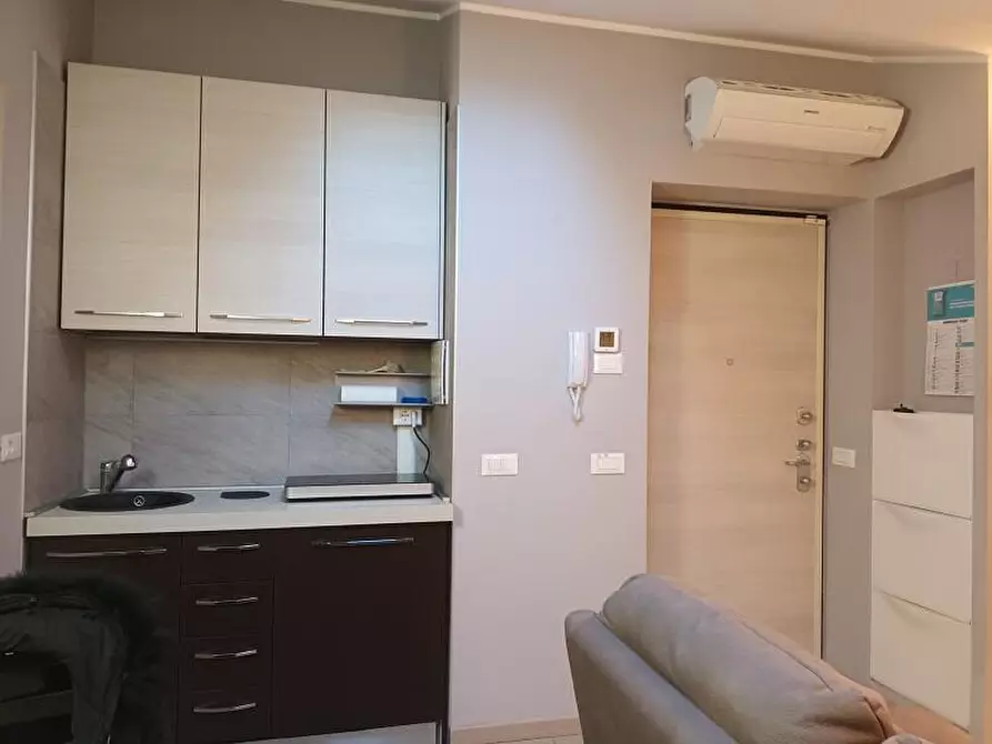 Immagine 3 di Monolocale in affitto  in via Castellammare 16 a Milano