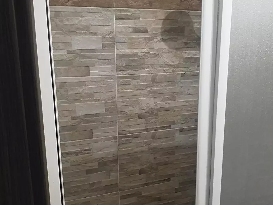 Immagine 4 di Affittacamere in affitto  in Via Stradella Giuffre lll 23 a Reggio Di Calabria