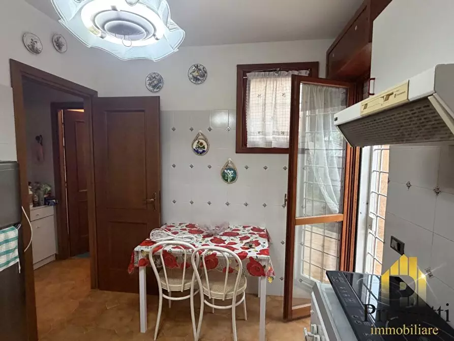 Immagine 11 di Villa in vendita  in VIA DELLA PINETA DI FREGENE 1 a Fiumicino