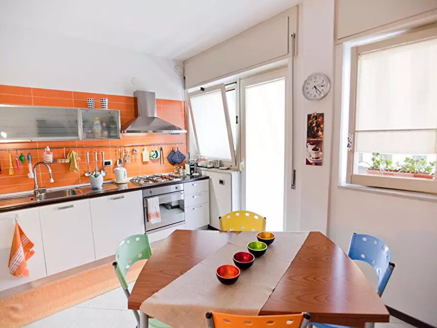 Immagine 13 di Stanza singola in affitto  in Via Mario Pomilio 9 a Napoli