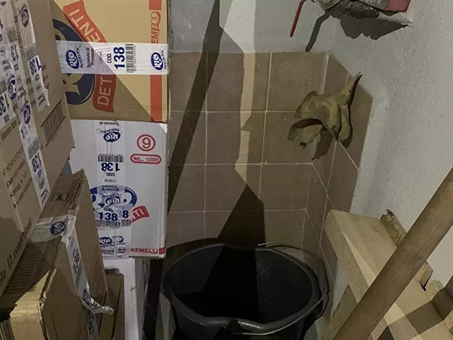 Immagine 4 di Box auto in vendita  in Via Altofonte  1 a Palermo