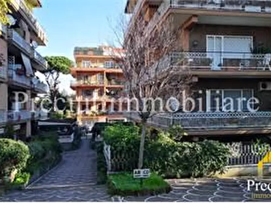 Immagine 4 di Appartamento in vendita  in VIA DI VIGNA RIGACCI 16 a Roma