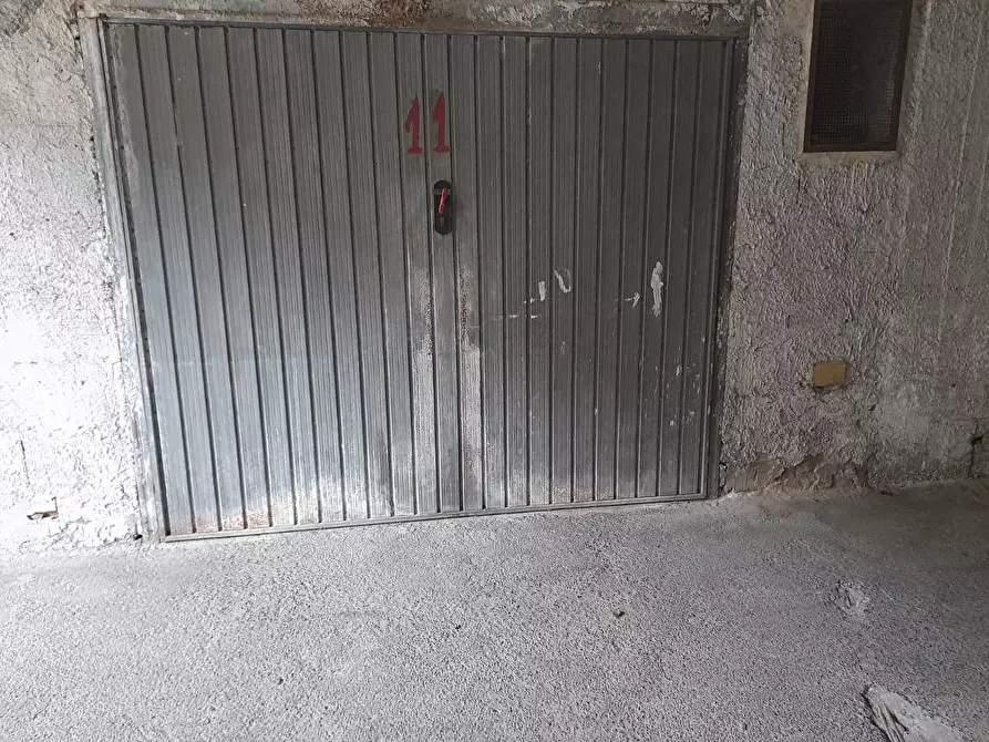 Immagine 1 di Garage in vendita  in Via Prolungamento Matteotti 155 a Sarno