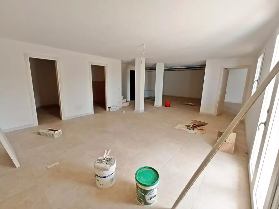 Immagine 18 di Villetta a schiera in vendita  in Via Milano snc a Sassari