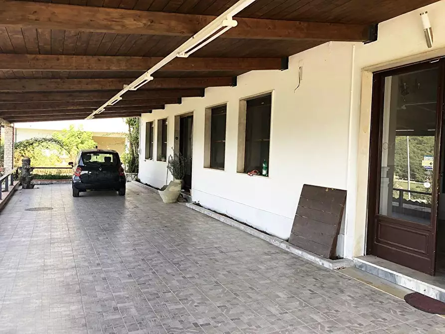 Immagine 6 di Albergo/B&B/Residence in vendita  in Via Villa snc a Liberi