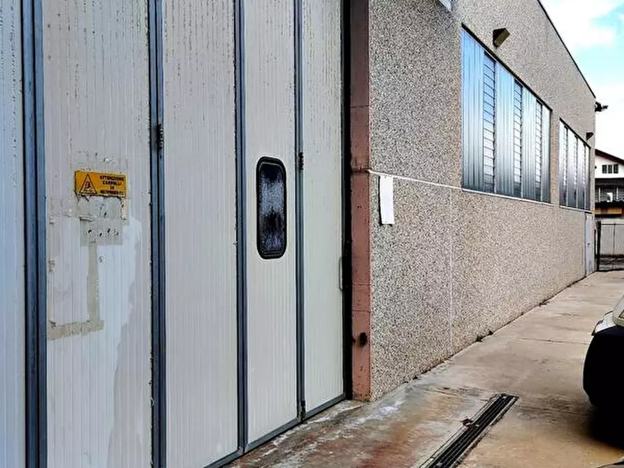 Immagine 6 di Capannone industriale in affitto  in VIA CARDINALE DELLE LANZE 23 a Montanaro