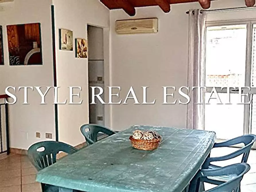 Immagine 3 di Casa indipendente in vendita  in Vicolo del mirto a Siracusa