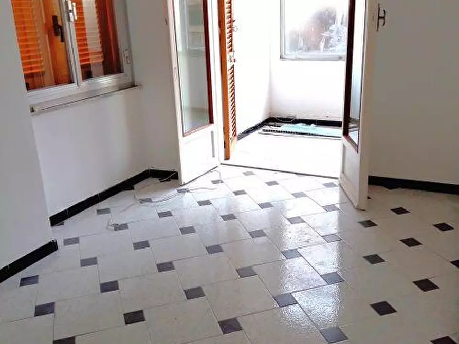 Immagine 12 di Quadrilocale in vendita  in VIA SCIACCALUGA 6 a Lavagna