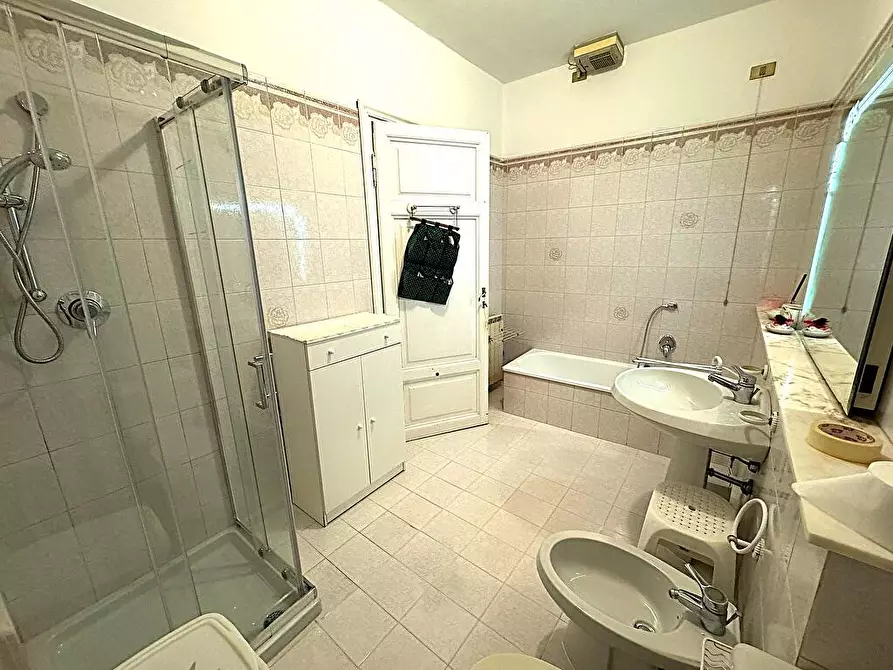 Immagine 11 di Appartamento in affitto  in Via Antonio Pacinotti 27 a Viareggio