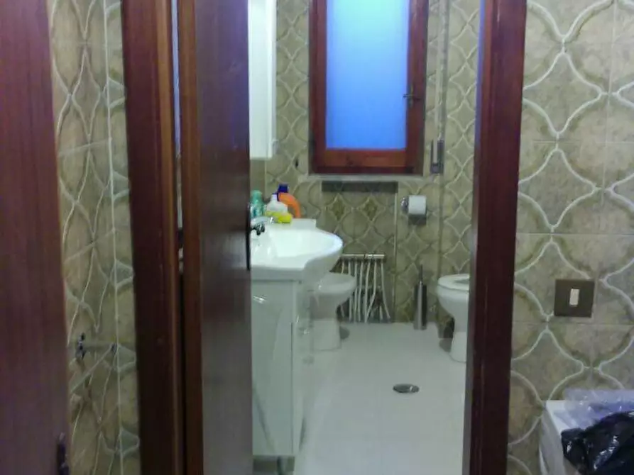 Immagine 4 di Camera in affitto  in Via Genova 66 a Catanzaro