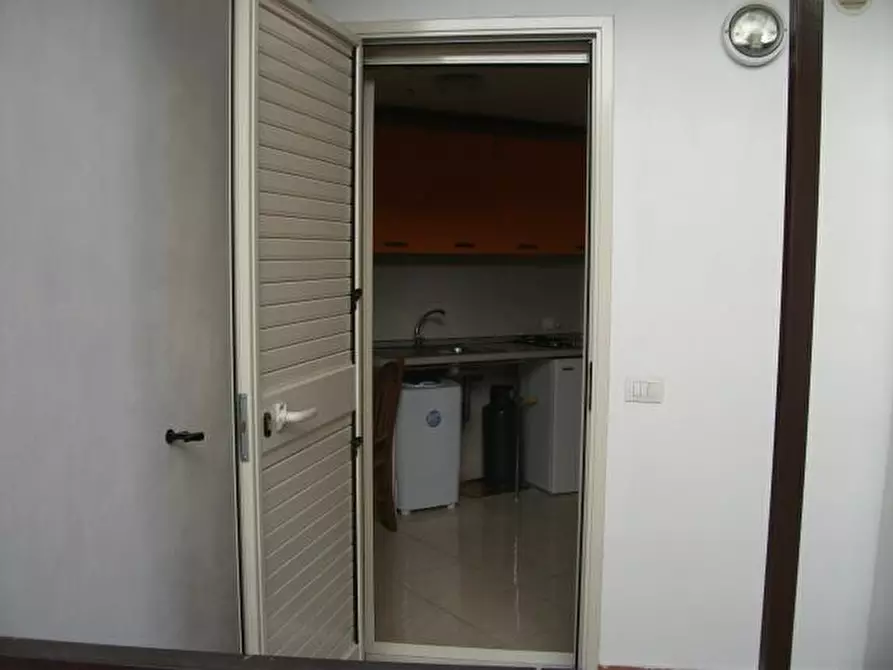 Immagine 3 di Abitazione tipica in vendita  in Via Lucchese Palli 26 a Catania