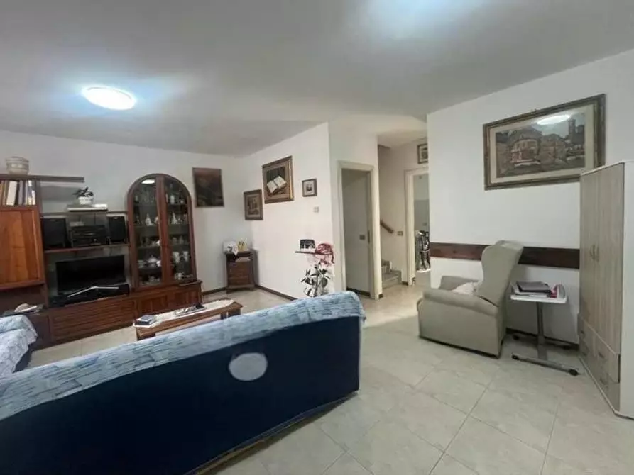 Immagine 3 di Villetta a schiera in vendita  a Forte Dei Marmi