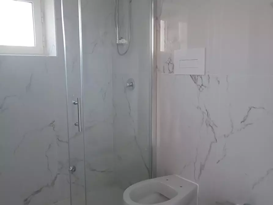 Immagine 5 di Abitazione tipica in affitto  a Torre Del Greco