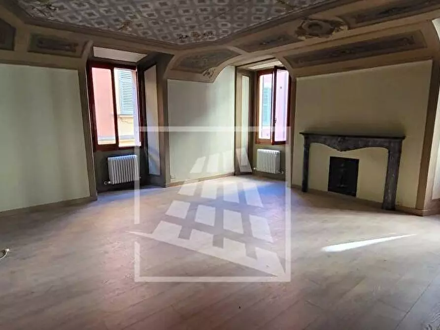 Immagine 1 di Attività commerciale in affitto  a Reggio Nell'emilia