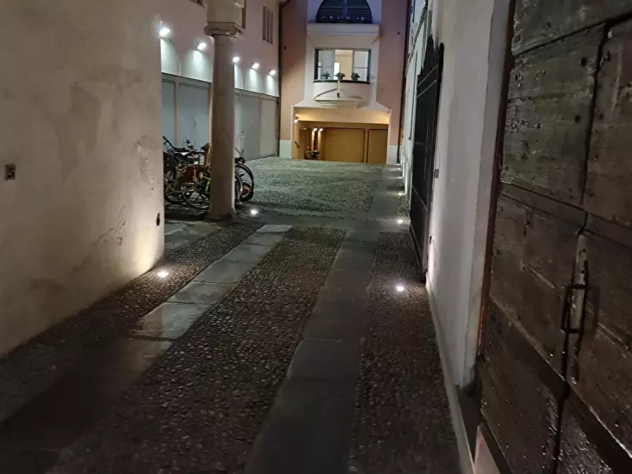 Immagine 4 di Abitazione tipica in affitto  a Piacenza