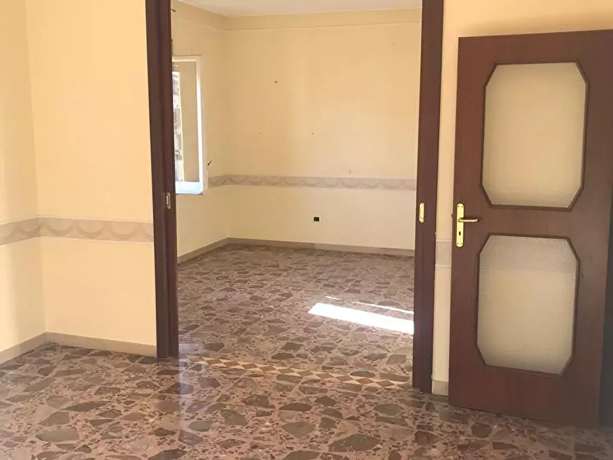 Immagine 3 di Appartamento in affitto  a Torre Del Greco