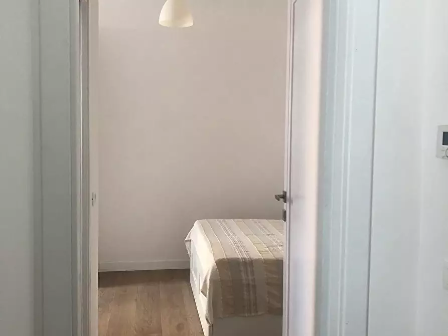 Immagine 7 di Abitazione tipica in affitto  a Roma