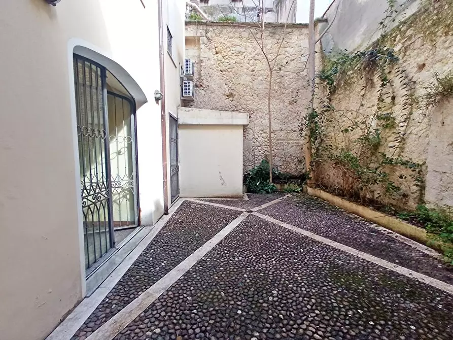 Immagine 9 di Palazzo in affitto  in Via Spano 11 a Sassari
