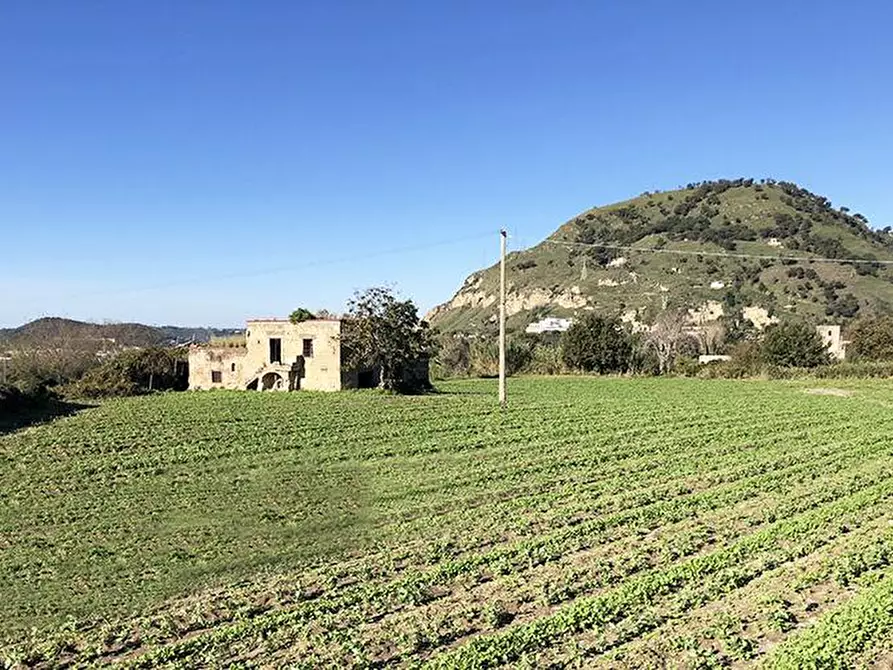 Immagine 23 di Stabile in vendita  in Via Cigliano snc a Pozzuoli