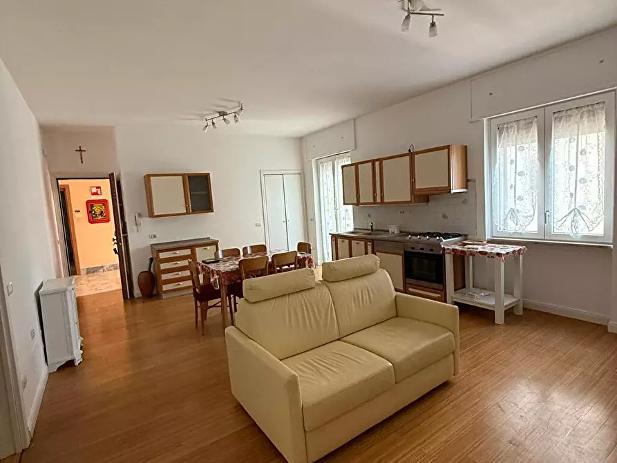 Immagine 2 di Camera in affitto  a Foggia