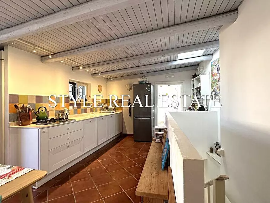 Immagine 5 di Appartamento in vendita  in via logoteta a Siracusa