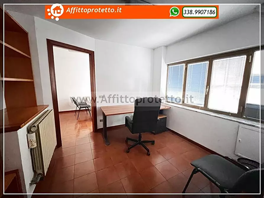 Immagine 8 di Ufficio in affitto  in Via Mamurra 4 a Formia