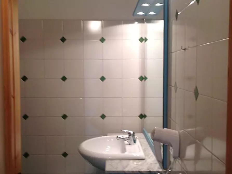 Immagine 5 di Appartamento in affitto  in via del vecchio marino 1 a Palau