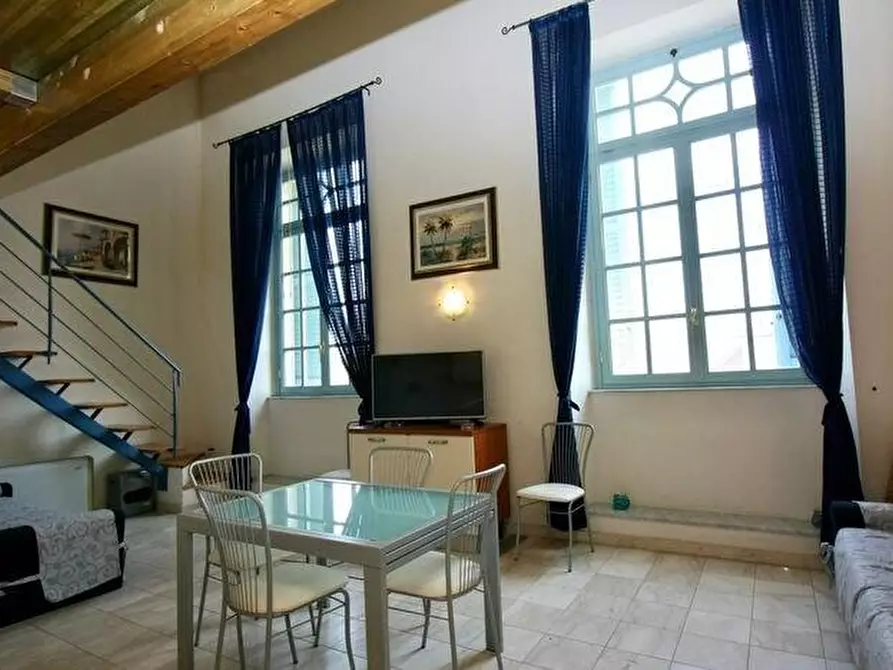 Immagine 10 di Appartamento in vendita  a Pisa