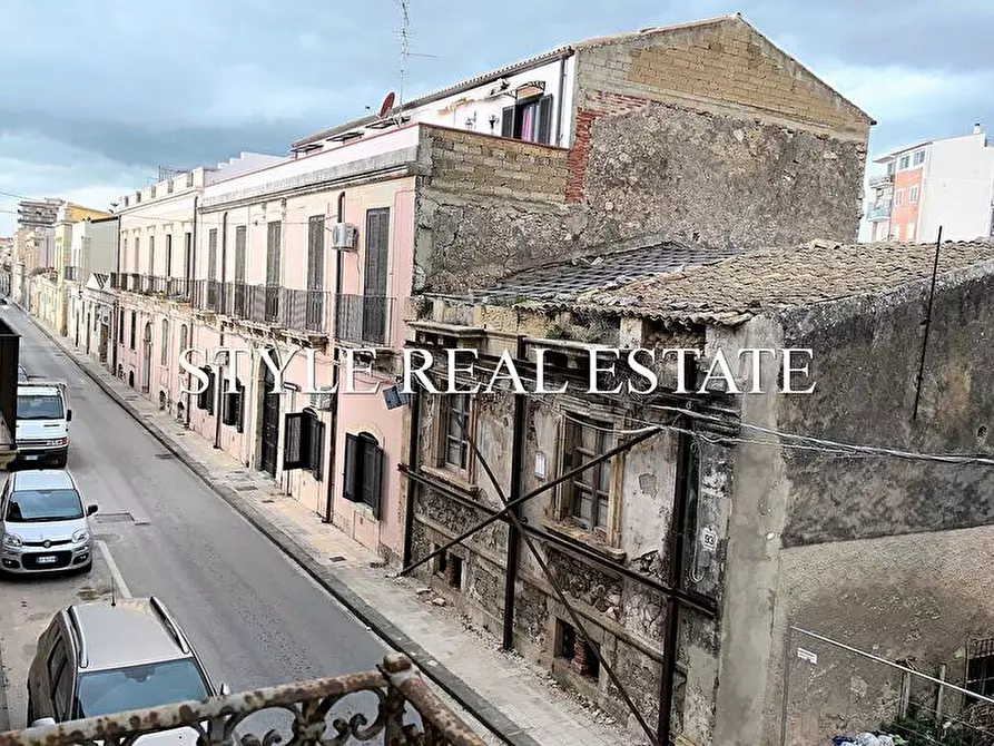 Immagine 9 di Appartamento in vendita  in Riviera Dionisio Il Grande 62 a Siracusa