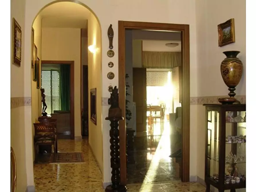 Immagine 2 di Stanza singola in affitto  in Piazza bernini 49 a Aversa